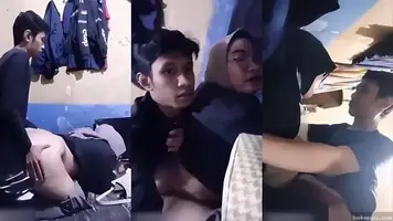 Nyaris Ketahuan Warga Ngentot Di Rumah Kosong Becek